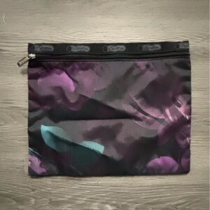 LE SPORTSAC | Large Flat Cosmetic Toiletry Travel Bag | One Zip Splendor Night